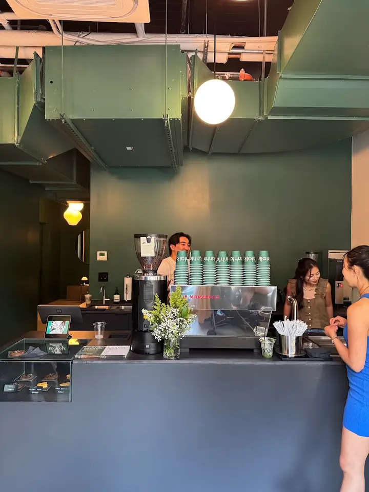 Kinhfolk coffee shop in Brooklyn