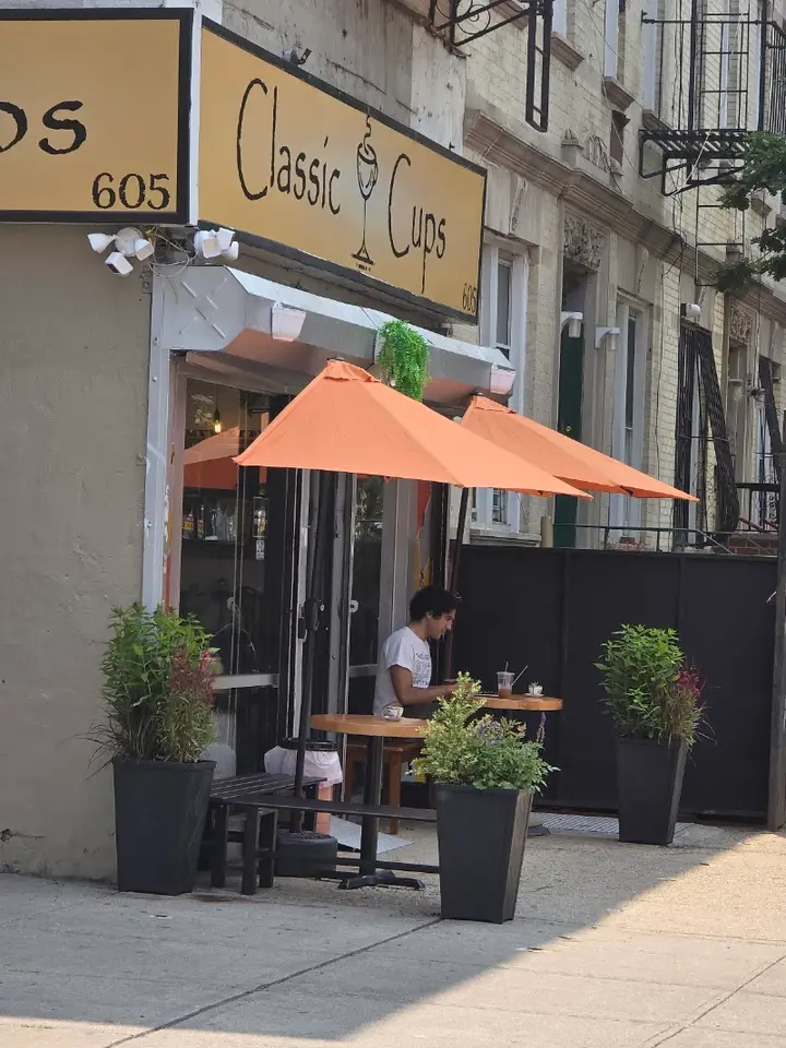 Classic Cups coffee shop in Brooklyn