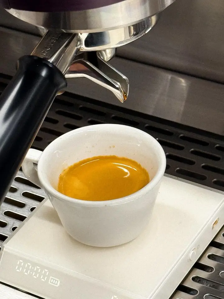 YellowSun Coffee interior
