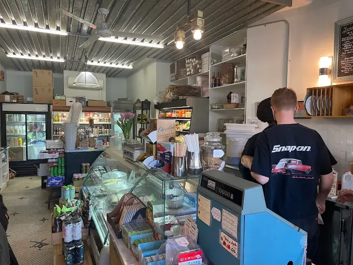 Cinnamon Girl coffee shop in Brooklyn