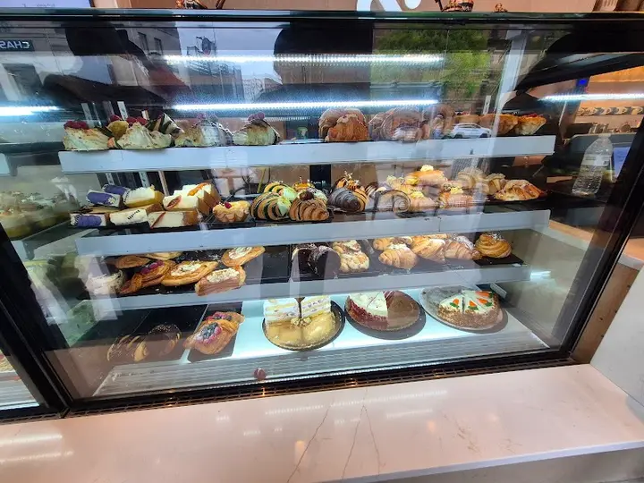Moka & Co coffee shop in Brooklyn