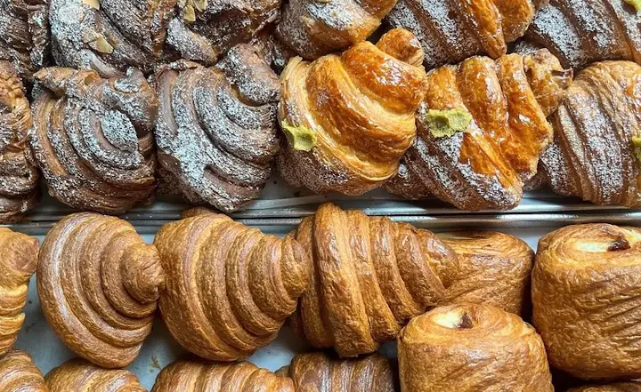Clementine Bakery interior