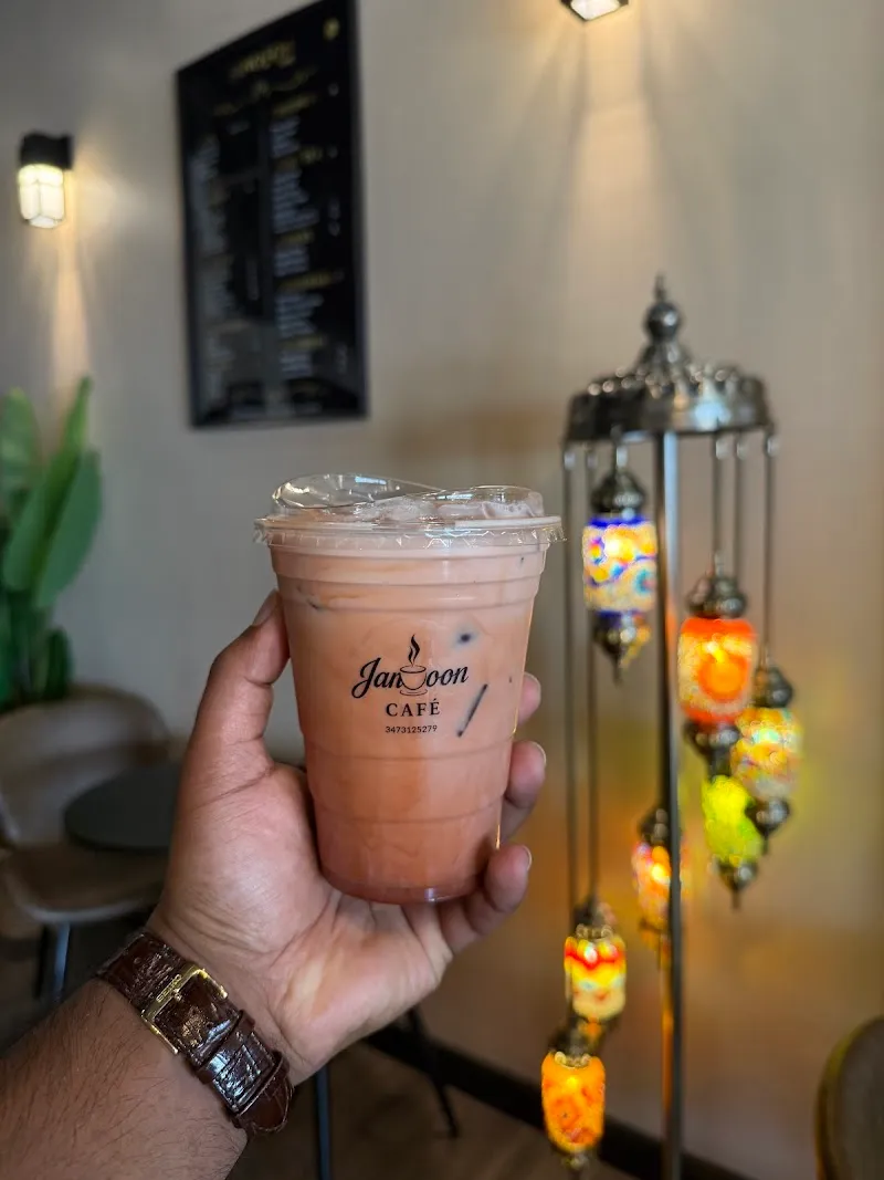 Janooon Cafe 4