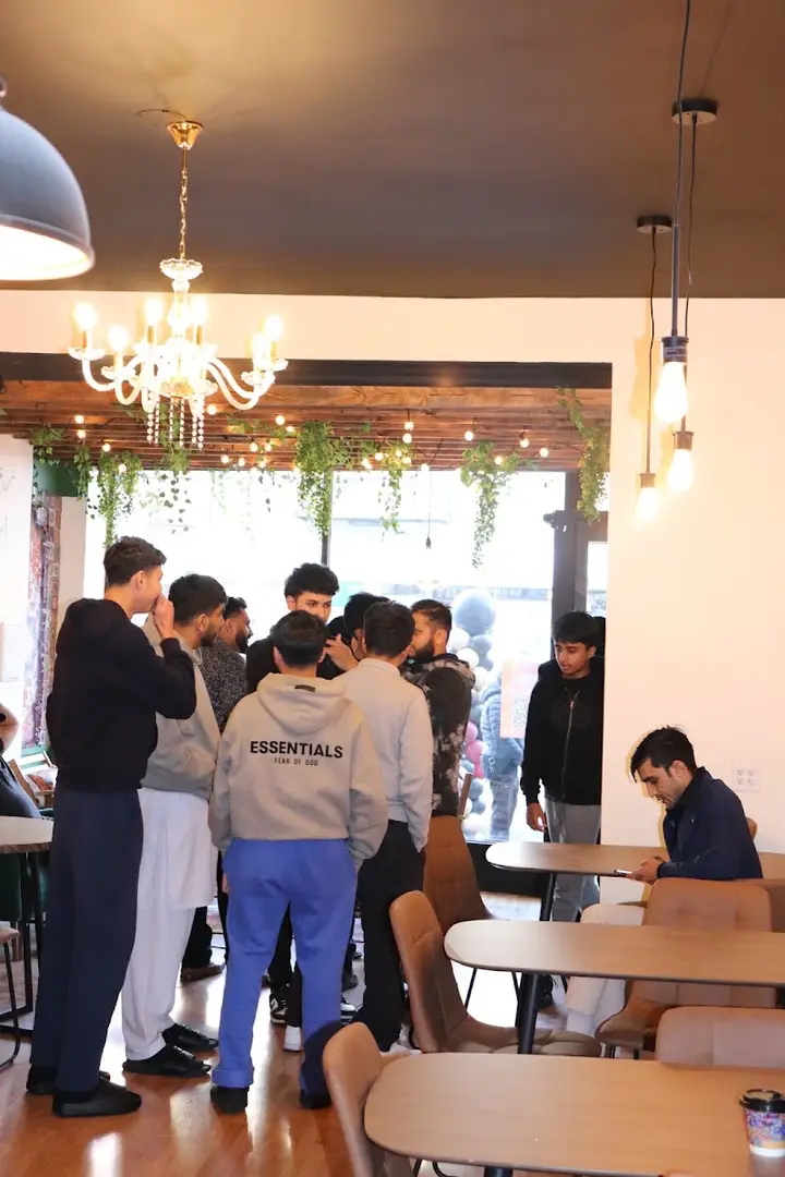 Grizzly Coffee & Tea House coffee shop in Brooklyn
