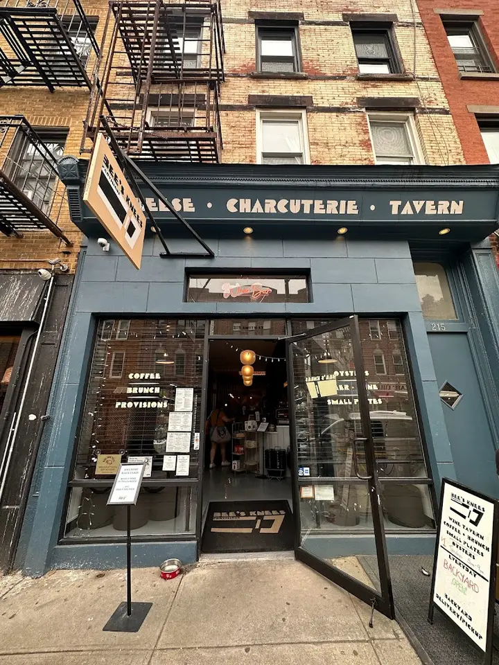 Bee's Knees Provisions coffee shop in Brooklyn