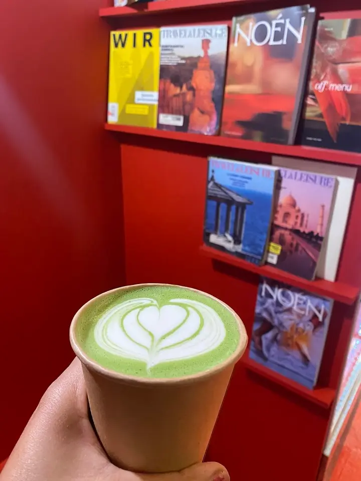 Red Coffee Stand interior
